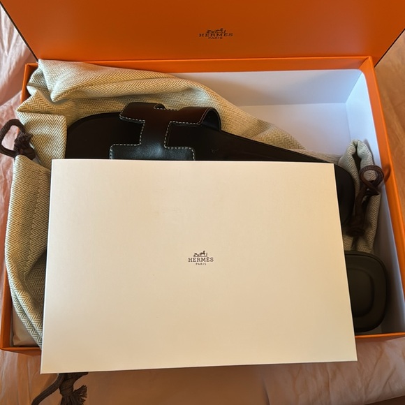 Authentic Hermes Sandals - Picture 3 of 3